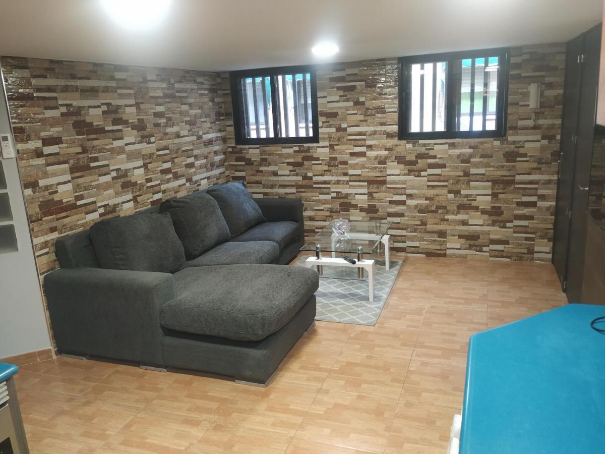 Apartamentos Deluxe Barajas Μαδρίτη Εξωτερικό φωτογραφία